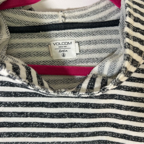 Volcom Hoodie Womens White Black Striped Pullover Long Sleeve with Pocket Size S - Picture 6 of 9